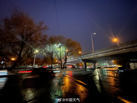 北京大风雨雪降温强势来袭