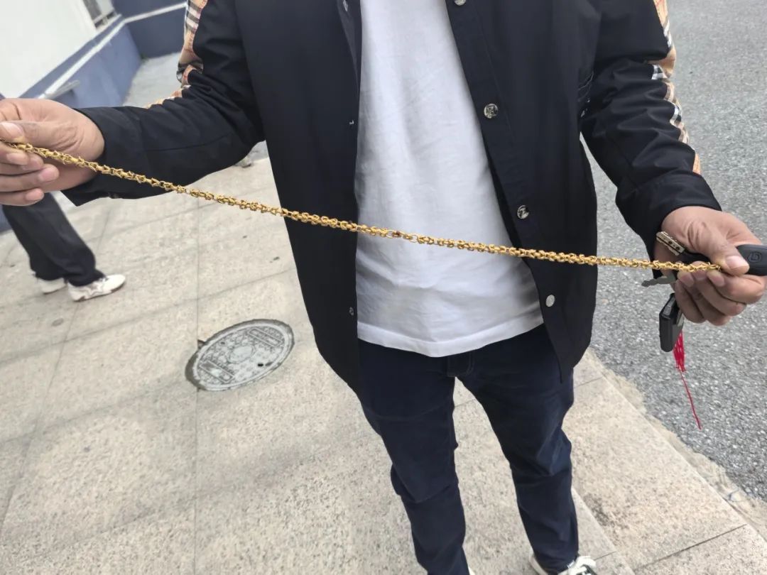 80余克、时价6万的金项链不见了...