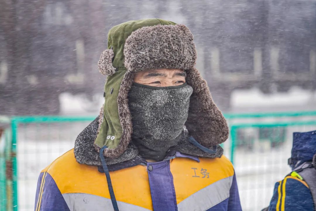 雪雪雪来了！网友：这样的场景堪比大片！
