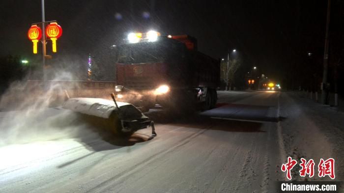 雪深26厘米 边城呼玛启动气象灾害（暴雪）三级应急响应