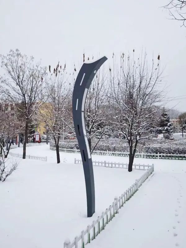 山西多地迎来今冬首场降雪 山西多地迎来今冬首场降雪