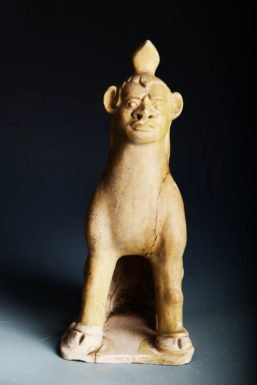 太开门了!千万粉丝博主“听泉赏宝”撞脸陕西这件文物!登上热榜! 太开门了!千万粉丝博主“听泉赏宝”撞脸陕西这件文物!登上热榜!