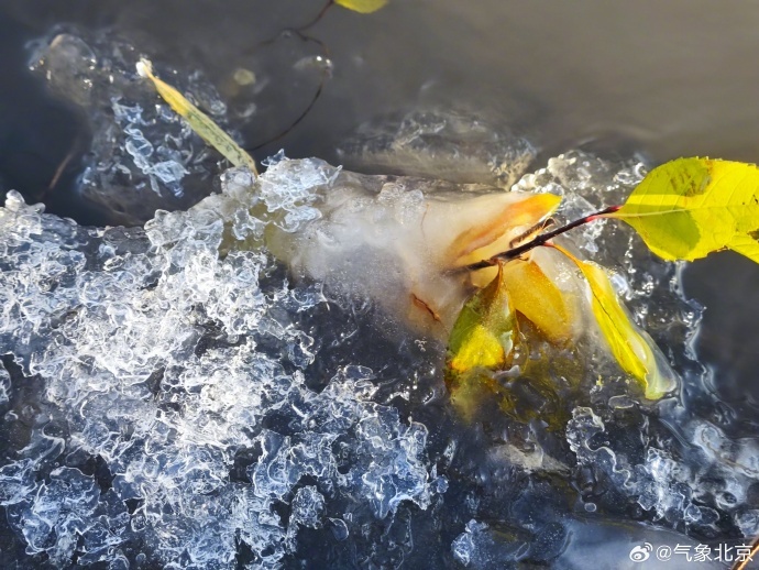 昨夜的雪算不算北京的初雪?成因是何?今晚还会有么? 昨夜的雪算不算北京的初雪?成因是何?今晚还会有么?