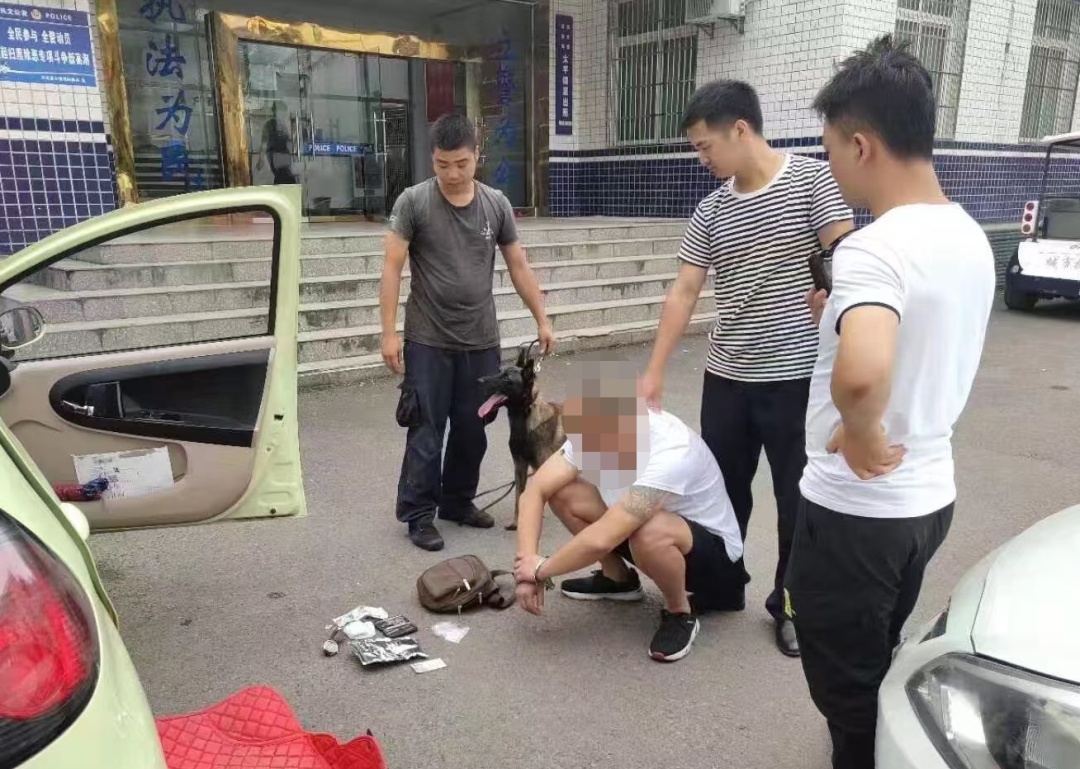 “刀锋”，一路走好！