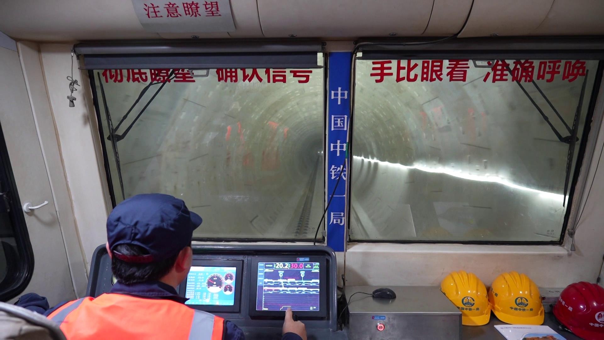 杭德市域铁路I标段轨道贯通 杭德市域铁路I标段轨道贯通