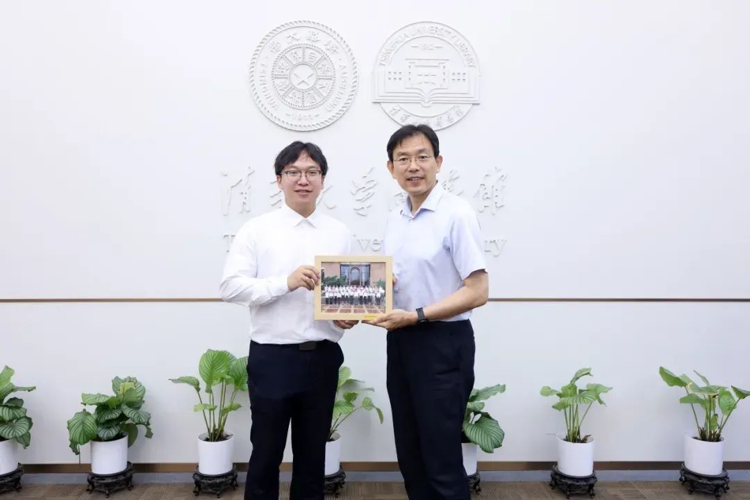 张林峰(1997年生),已任上海交大博士生导师 张林峰(1997年生),已任上海交大博士生导师