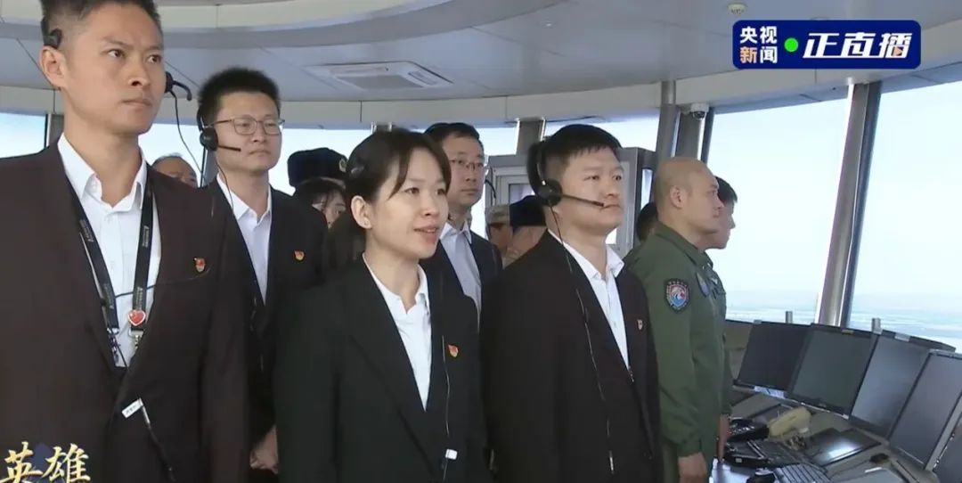 刚刚,到家!这段对话听哭了…… 刚刚,到家!这段对话听哭了……