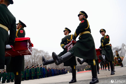 现场图!第十一批志愿军烈士遗骸安葬仪式 现场图!第十一批志愿军烈士遗骸安葬仪式