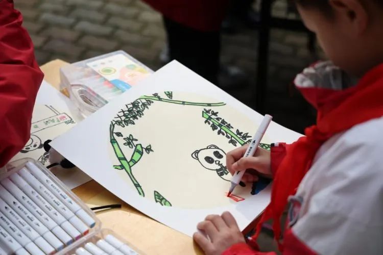 来看看孩子们的脑洞！为大熊猫设计的家园长啥样？