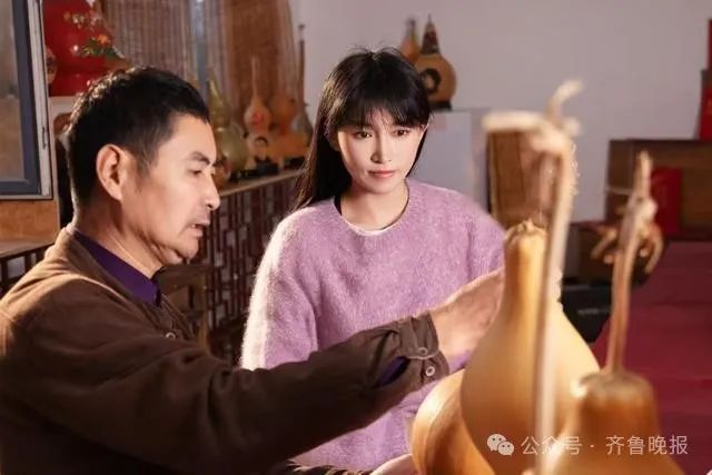 李子柒现身烟台！学新技艺、穿汉服……网友：蓬莱来“仙子”了