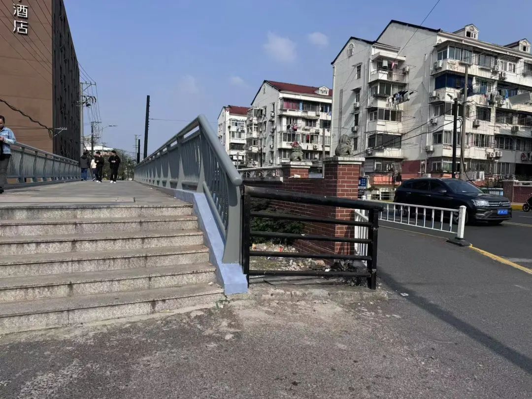 上海一桥梁改建后,通行没以前方便?市民急了,相关部门回应 上海一桥梁改建后,通行没以前方便?市民急了,相关部门回应