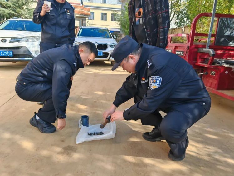 家中发现“爆款”，主动上交