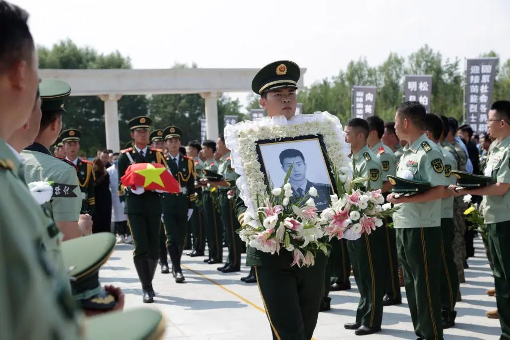 他才24岁！牺牲时的这些细节，让人泪目