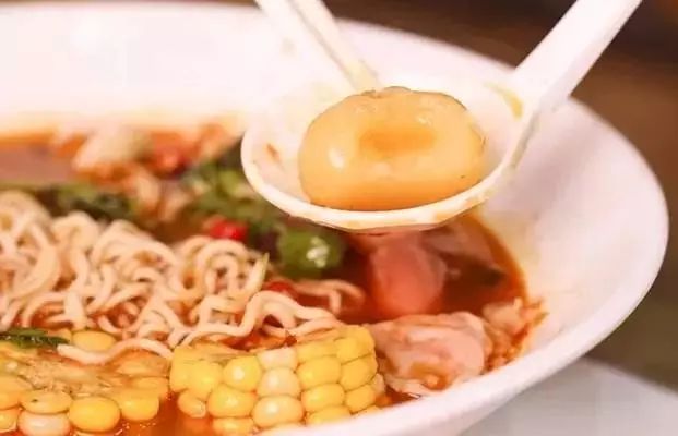 中国麻辣烫在日本爆火，一碗约95元