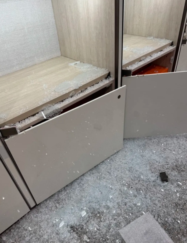 香港一奢侈品店66个名牌包被窃 总价约1000万港元
