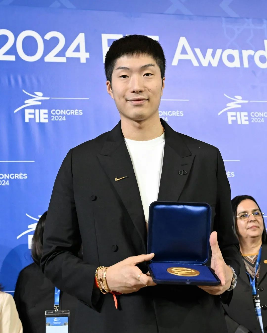 香港再创历史！张家朗、江旻憓登顶世界第一