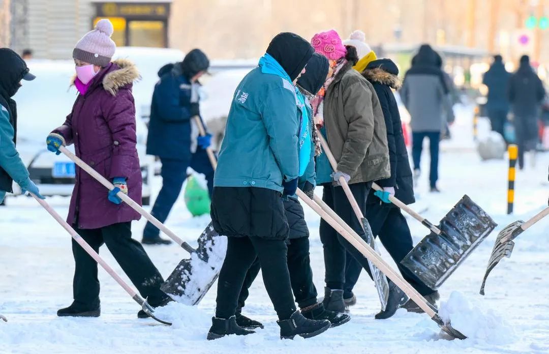 辽宁发布高速公路大雪Ⅳ级预警!降温12℃,冷空气今夜就到…… 辽宁发布高速公路大雪Ⅳ级预警!降温12℃,冷空气今夜就到……