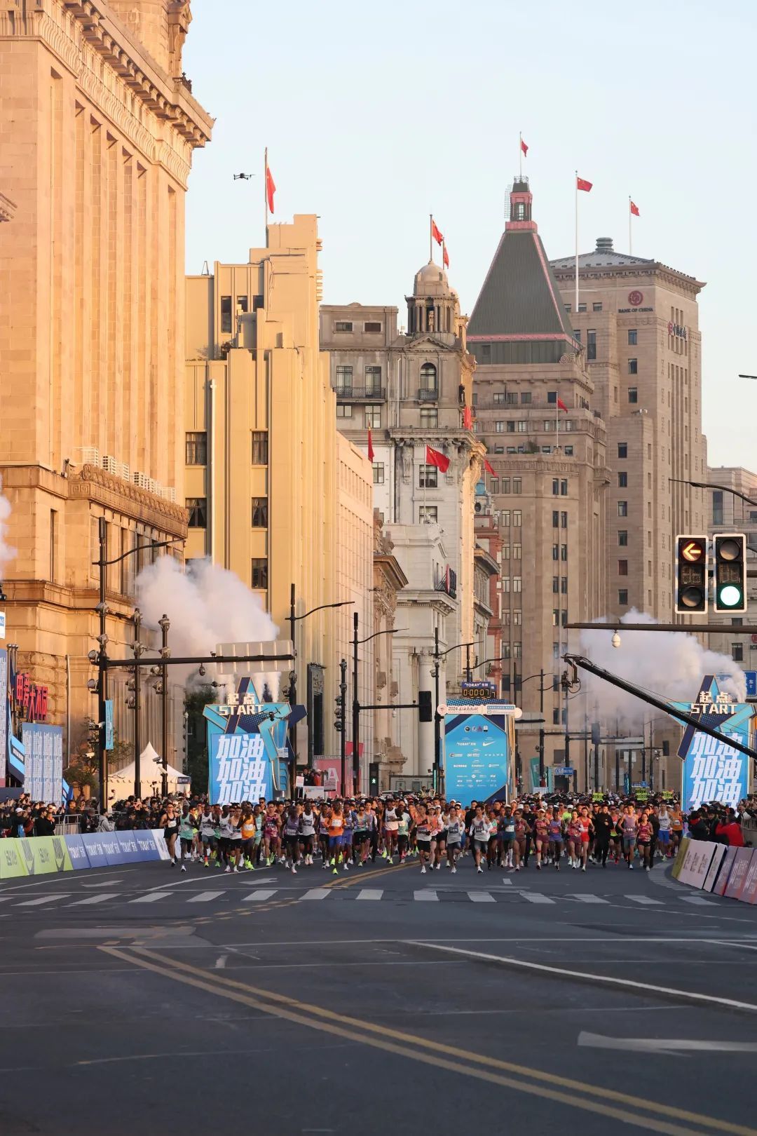 28年来首次！今天，他们感动全城！21岁上海小将夺冠→