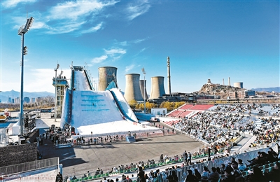 苏翊鸣晋级决赛 12月1日晚冲金卫冕