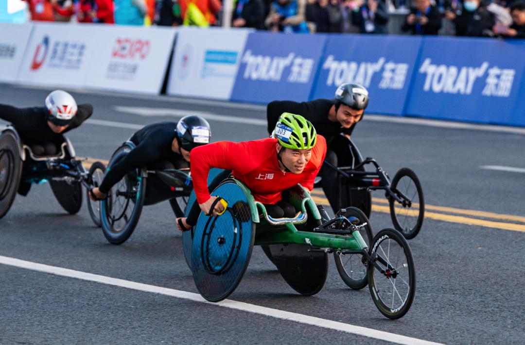 上马首次设立竞速轮椅组别,轮椅跑者共同呼吁:我们渴望更多的舞台 上马首次设立竞速轮椅组别,轮椅跑者共同呼吁:我们渴望更多的舞台