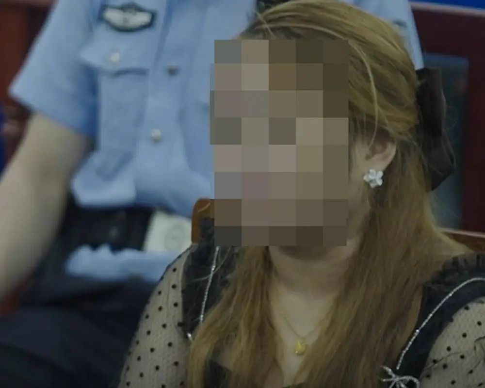 男子发现妻子与他人结婚，养了7年的女儿非亲生，连儿子也是“假”的......