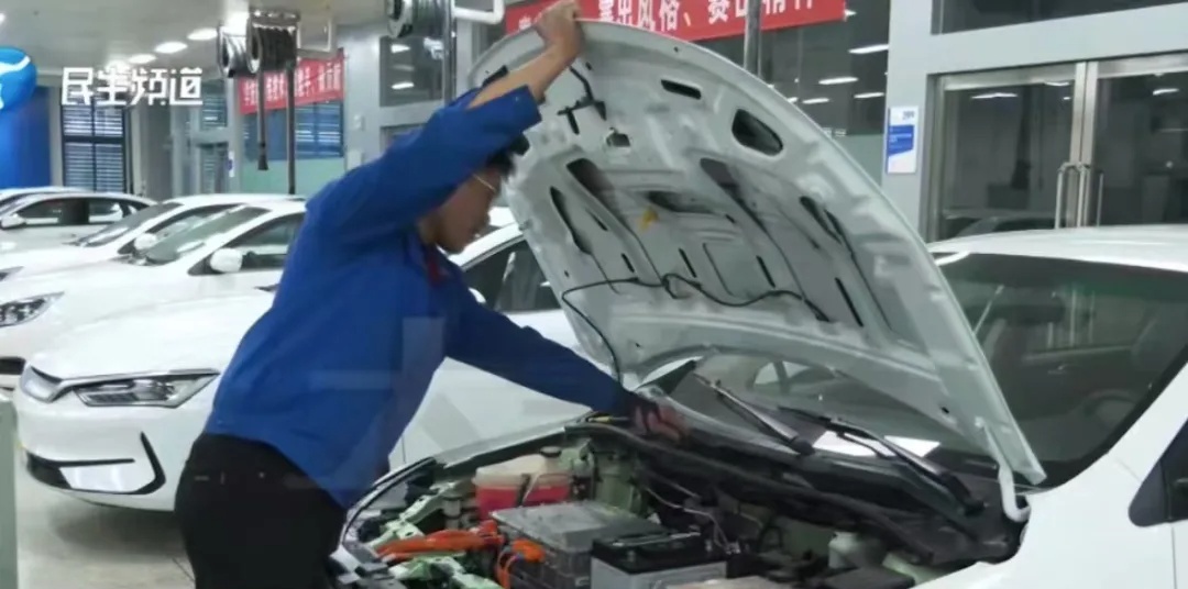 17岁中专生被企业疯抢,这河南孩儿真中! 17岁中专生被企业疯抢,这河南孩儿真中!