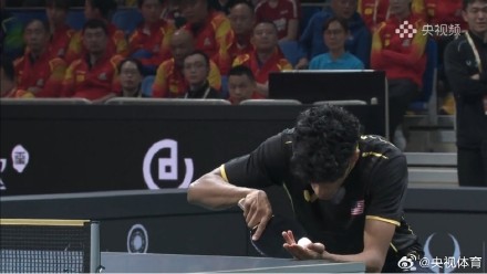 林诗栋逆转纳雷什 国乒三连胜