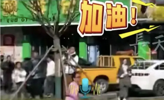 热搜第一！父亲弃赛，6岁女儿跑完42公里全马？官方发声→