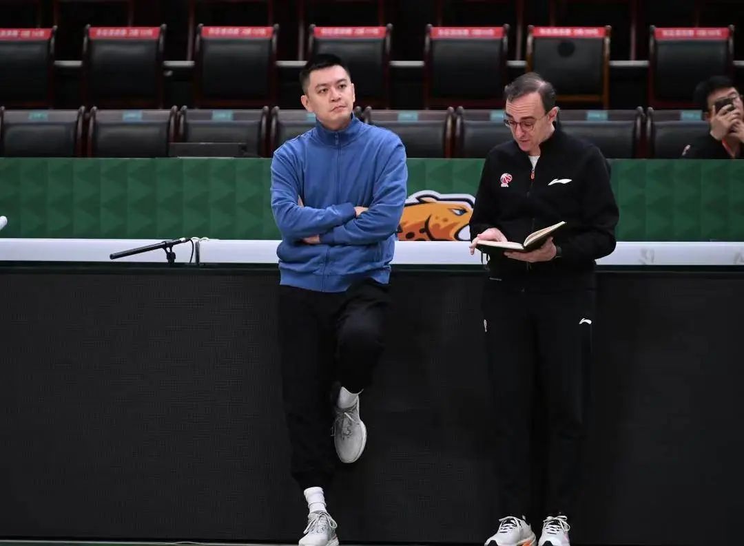 张镇麟回归在即！辽篮主教练杨鸣说……