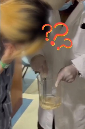 太吓人!女子体内藏10米长虫,瑞金医院用“南瓜籽+槟榔”驱虫排出,她只因吃了...... 太吓人!女子体内藏10米长虫,瑞金医院用“南瓜籽+槟榔”驱虫排出,她只因吃了......