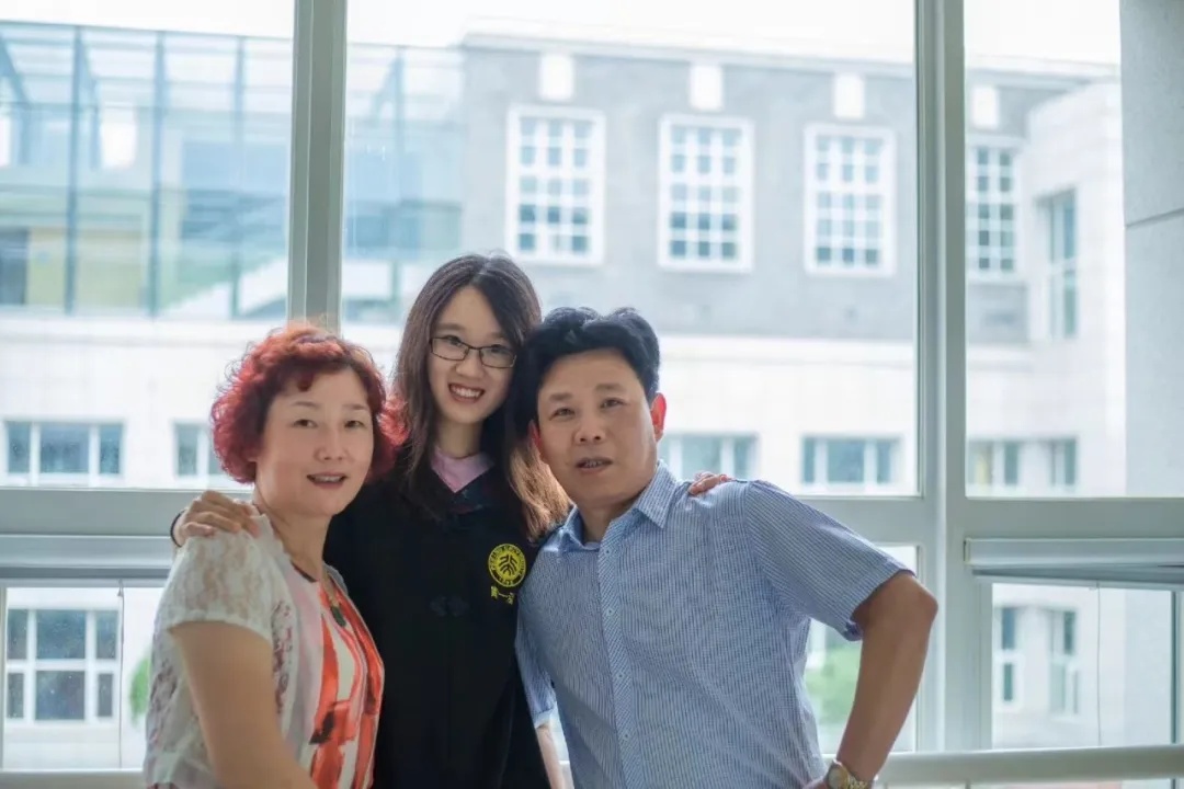 她的十年，从北大新生到北大教师！