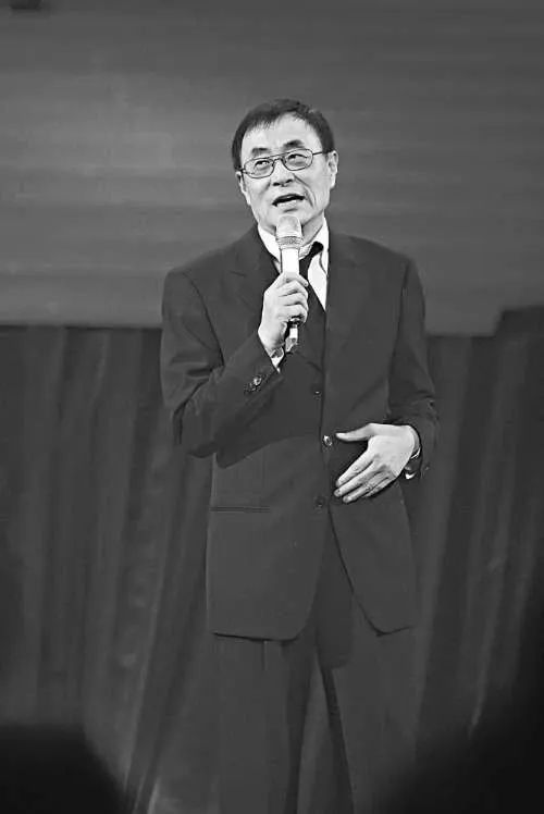 著名音乐人刘家昌病逝，家属最新声明