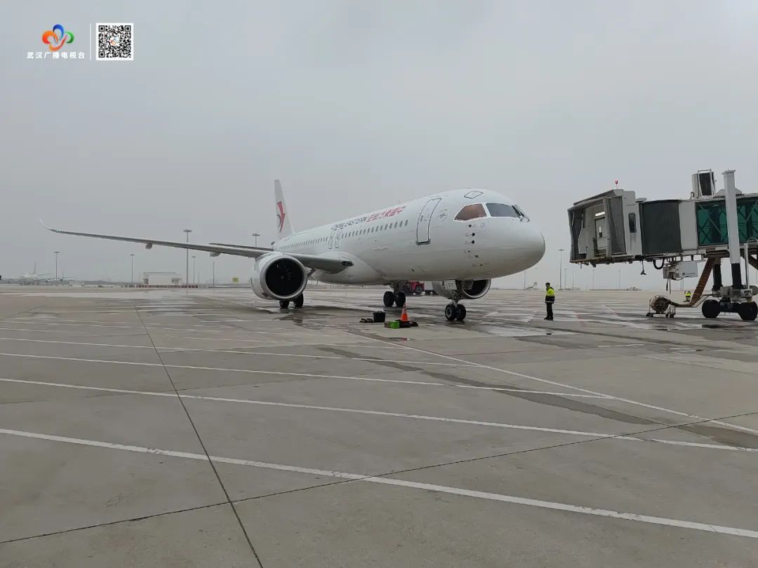 今起，C919上新上海⇌武汉航线！