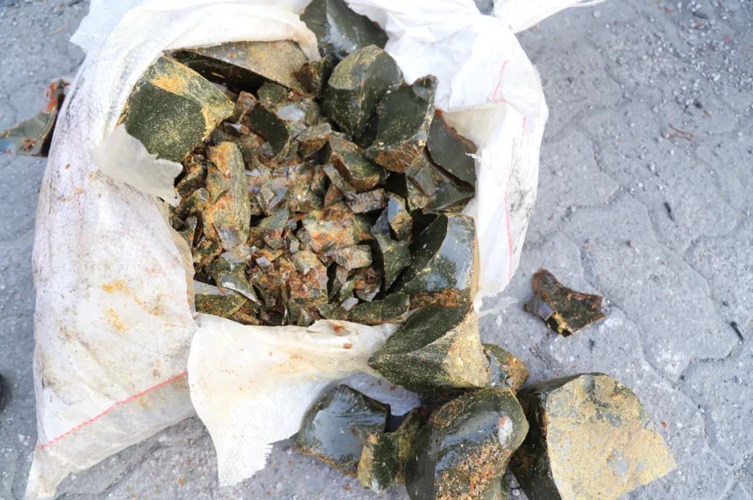 总重25吨，来自非洲马瘟疫区！这地海关首次查获走私阿胶