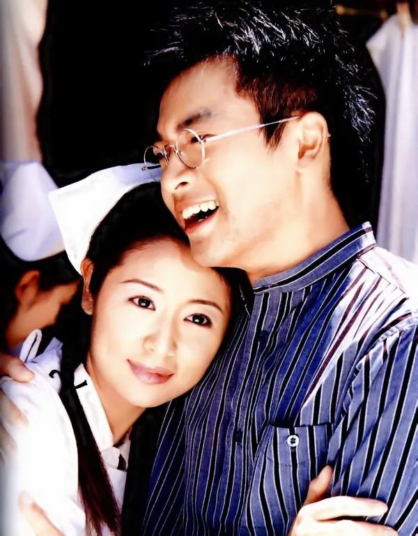 琼瑶去世，“琼瑶经济”赚了上亿美元，捧红近百名明星