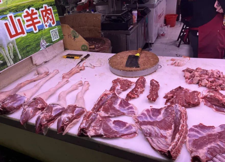 突然火爆！杭州老板一天卖出几百斤：天越冷卖得越好！就馋这一口…