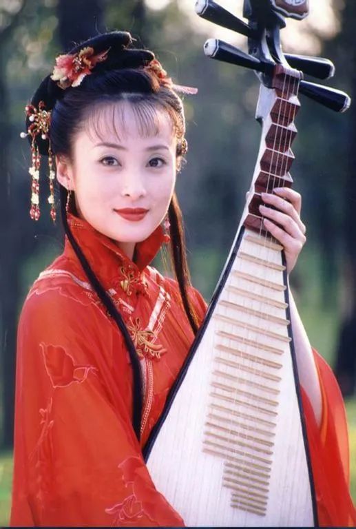 琼瑶去世，“琼瑶经济”赚了上亿美元，捧红近百名明星