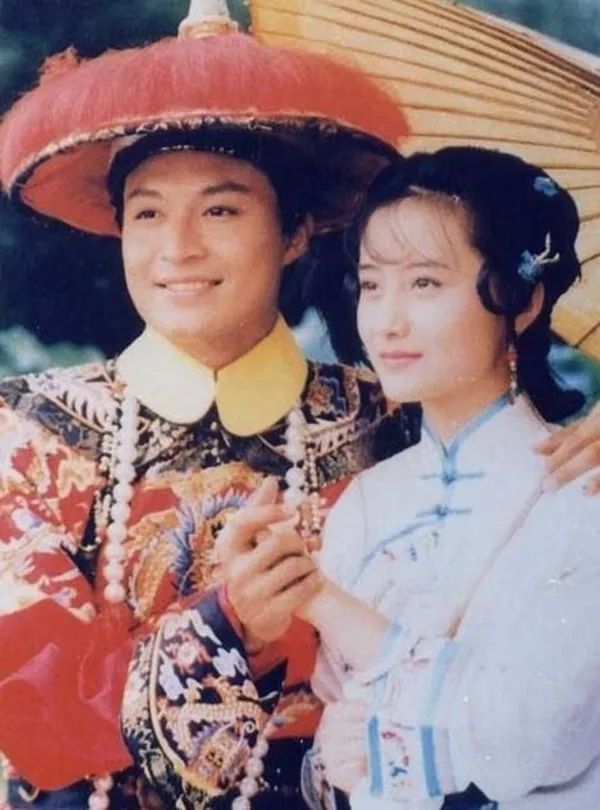 琼瑶去世，“琼瑶经济”赚了上亿美元，捧红近百名明星
