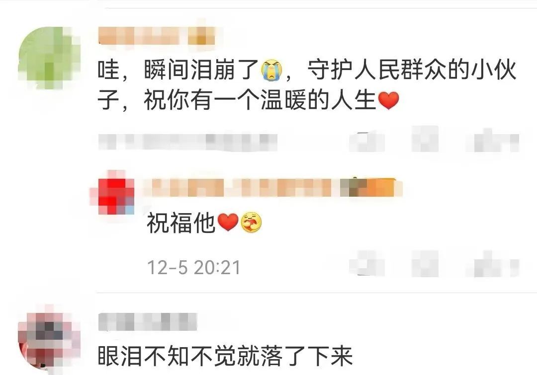 “原来我和妈妈长得这么像!我也是有妈妈的孩子了……” “原来我和妈妈长得这么像!我也是有妈妈的孩子了……”