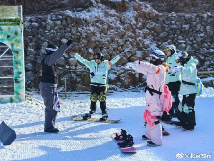 开板!北京昌平各大滑雪场陆续迎客 开板!北京昌平各大滑雪场陆续迎客