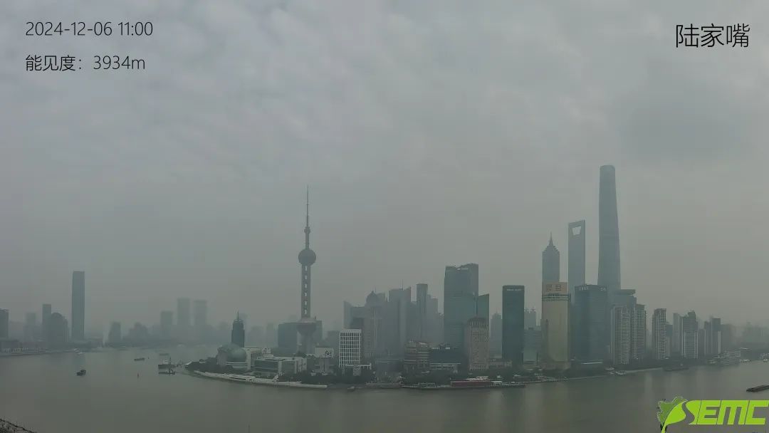 上海发布空气重污染黄色预警！今天到明天上午PM2.5中度污染，外出请做好防护