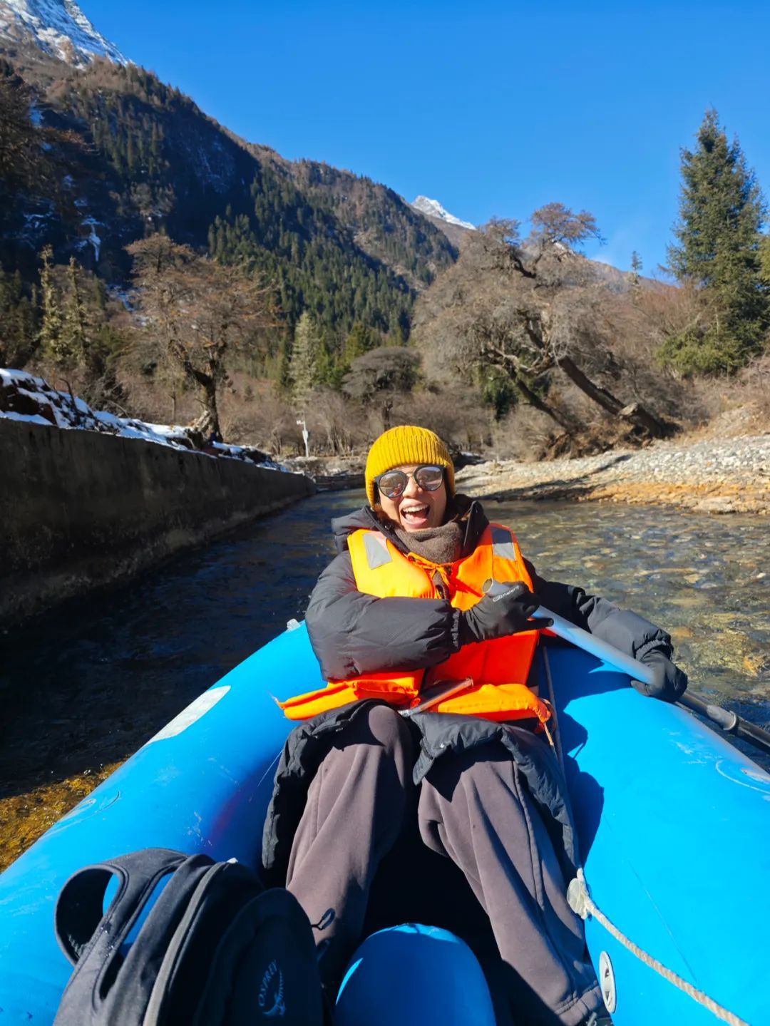 我们又出发了！目的地：雪山下漂流→