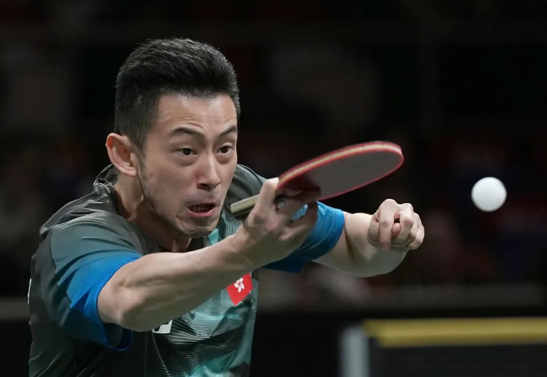 团魂再现！中国香港战胜日本，现场燃爆