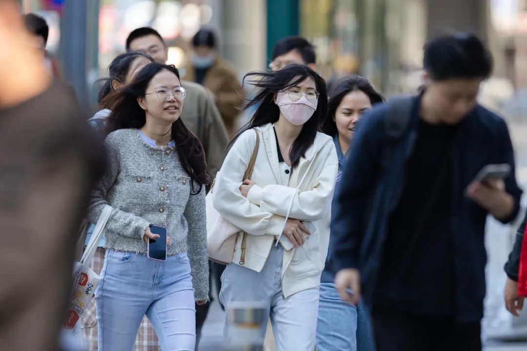 一波接一波!近期不要太早出门,这些人尤其注意! 一波接一波!近期不要太早出门,这些人尤其注意!