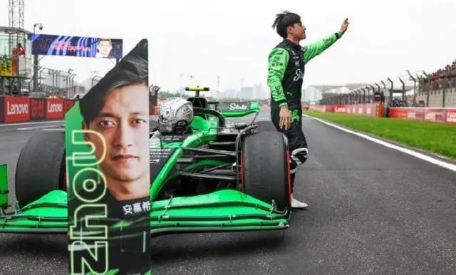 太突然！他官宣离开，网友不舍：期待早日归来！