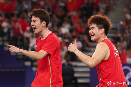 祝贺!梁王组合获评年度最佳男双,梁伟铿希望2025年拿更多冠军 祝贺!梁王组合获评年度最佳男双,梁伟铿希望2025年拿更多冠军