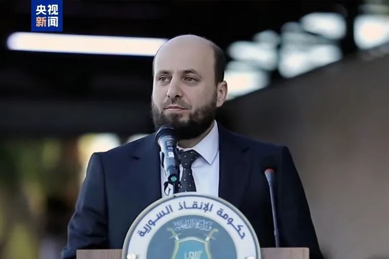 突发!以色列坦克向叙利亚首都推进,最新进展→ 突发!以色列坦克向叙利亚首都推进,最新进展→