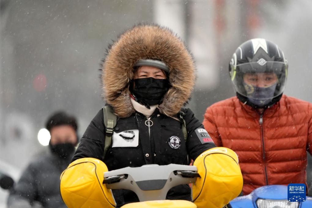 银川迎来降雪天气