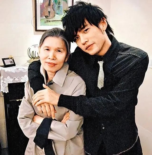 家暴？周杰伦再次澄清