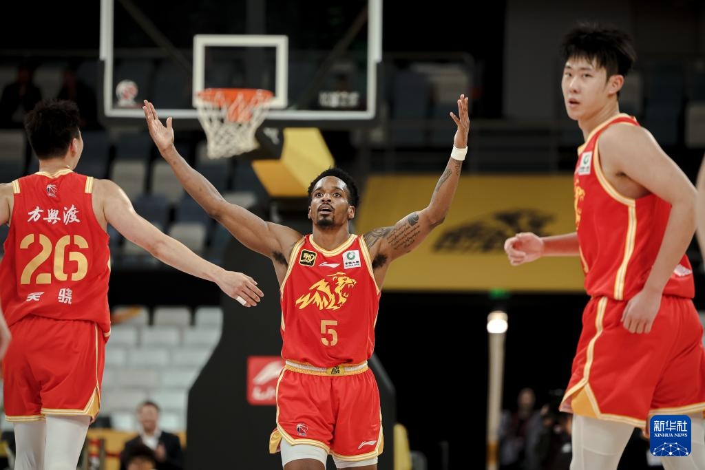 CBA常规赛：浙江方兴渡对阵深圳马可波罗